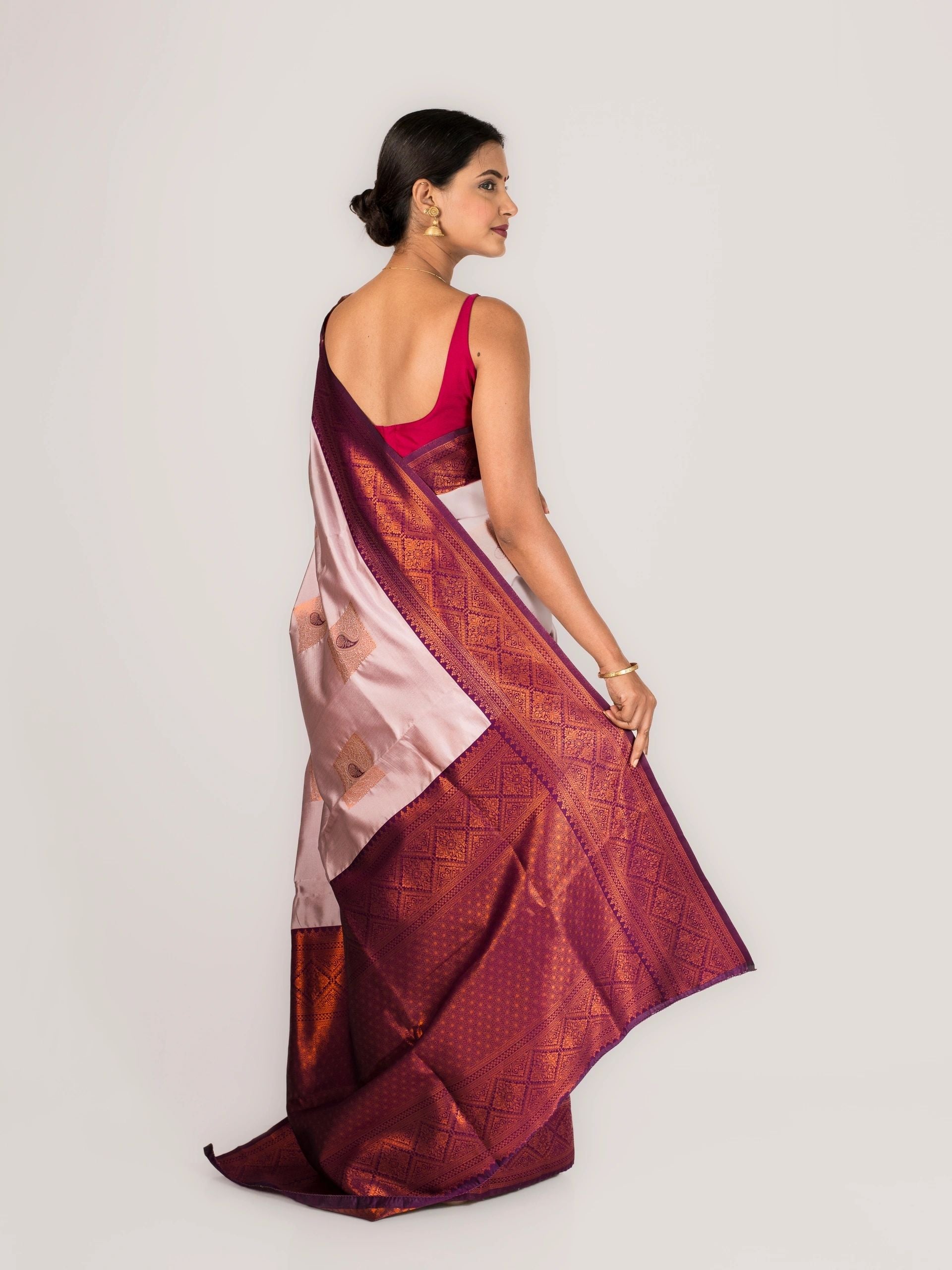 Maduri paisley Silk Saree