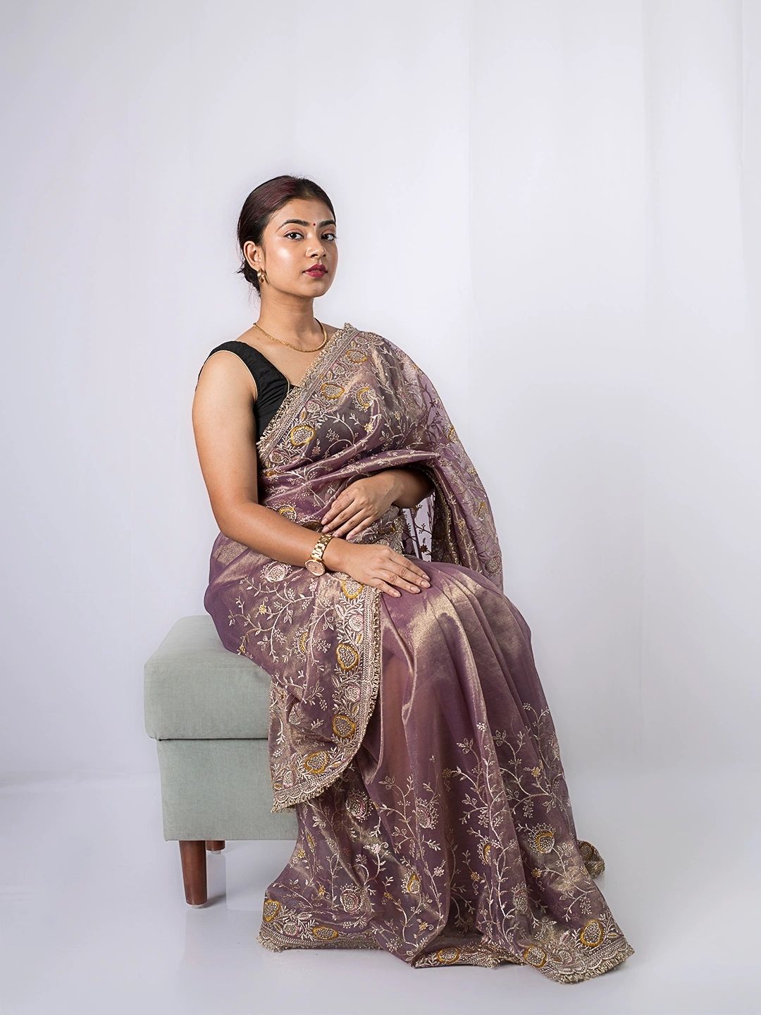 Maharani Royal Orchid Gold Tissue Silk Saree