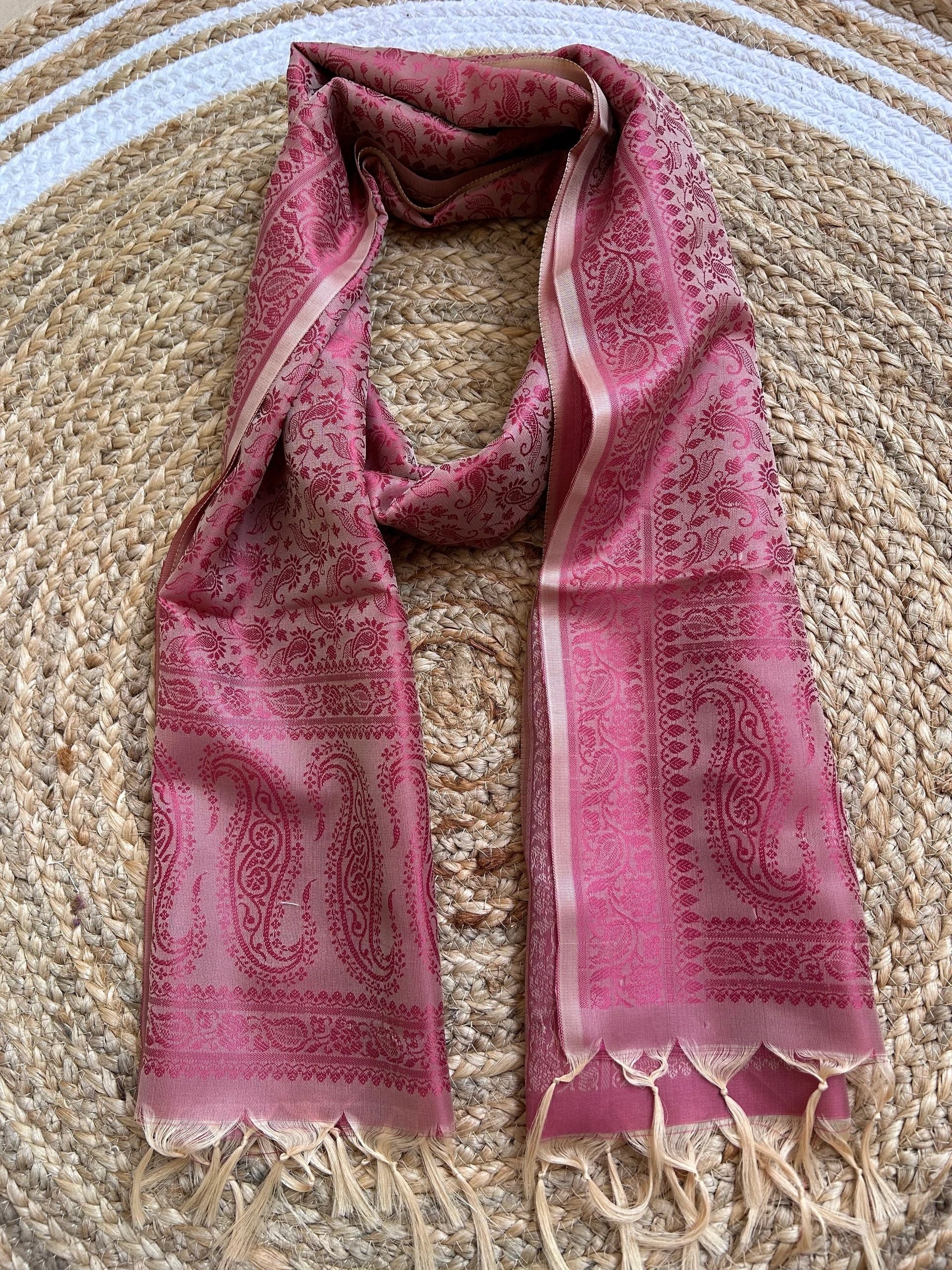 Beige body with pink Motifs stole