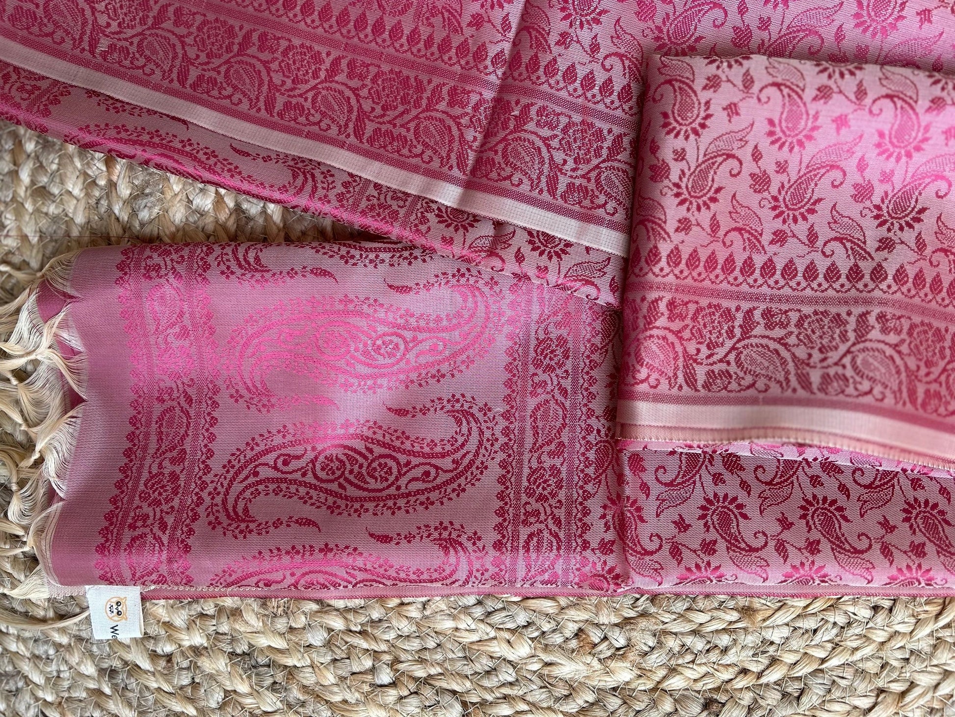 Beige body with pink Motifs stole